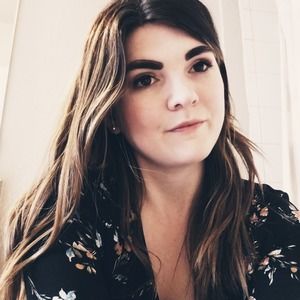 Meet your Posher, Whitney